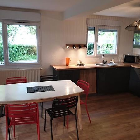 62 M2 Rez De Jardin, Terrasse , 6 Lits Et Parking Appartement Annecy Buitenkant foto